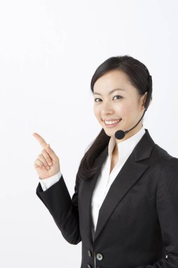 Asyalı kadın müşteri hizmetleri operatörü 