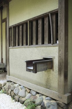 Japon geleneksel taşlı evi, Japonya