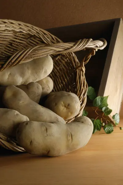 Basket Potatoes Table Background — Stock Photo, Image