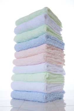 Temiz havlu yığını.