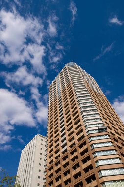 gündüz vakti şehir manzarası, şehir mimarisi 