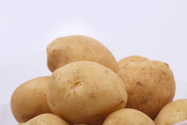 Bowl Raw Potatoes White Background — Stock Photo, Image