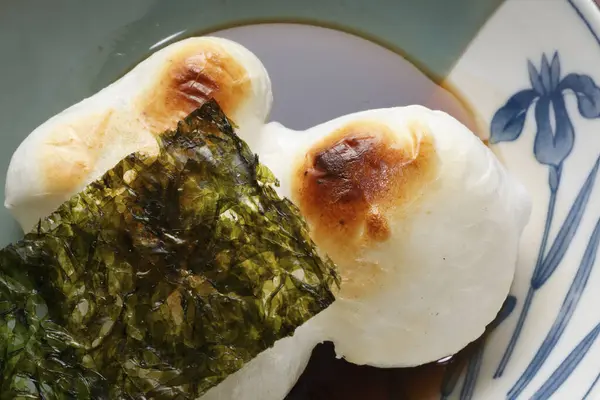 Japon Tatlıları Mitarashi Dango Yosun — Stok fotoğraf