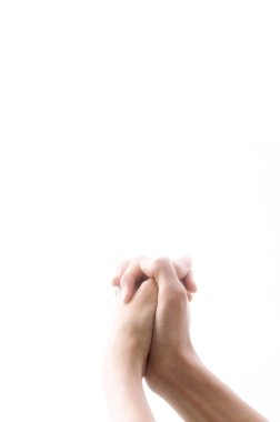 Beyaz arkaplanda izole edilmiş dua işareti ya da kutsama sembolü yapan eller