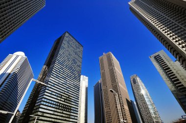 Modern ofis binaları, Japonya