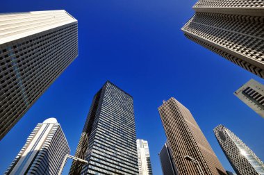 Modern ofis binaları, Japonya