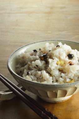 Soya fasulyesi ve çubuklu pilav.