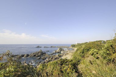 Deniz ve sahil manzarası