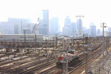 Şehirdeki tren istasyonu.