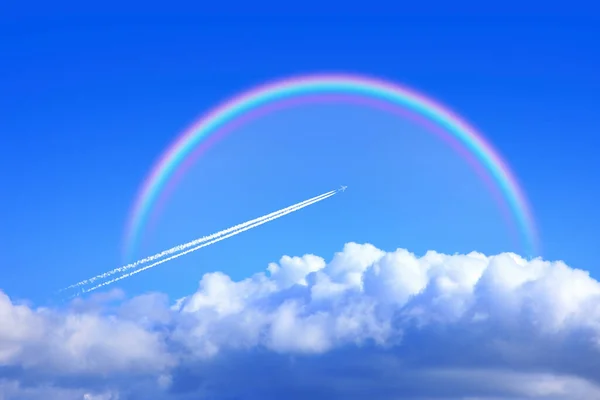 Avión Volando Sobre Arco Iris Cielo —  Fotos de Stock