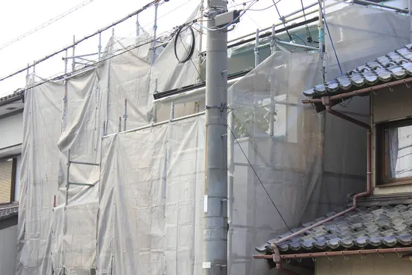 Şehir şantiyesinde gündüz görüntüsü