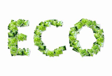 Yeşil ağaçlarla kağıt oynamaktan yapılmış kelime ekosu