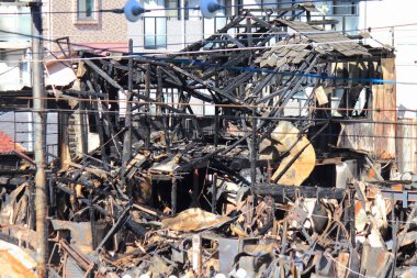 Pazar yerinde yangın çıkmış. 