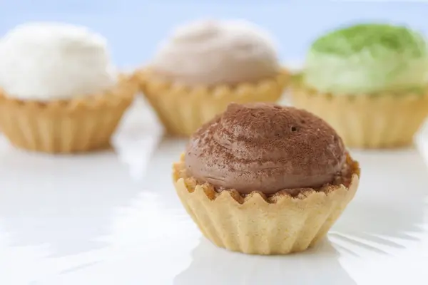Närbild Läckra Söta Färgglada Cupcakes — Stockfoto