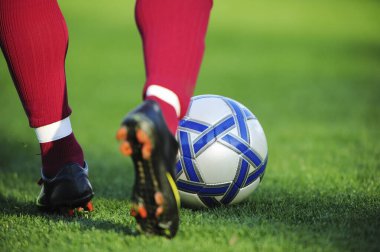 Japonya 'da futbol oynayan erkeklerin kırpılmış bölümü