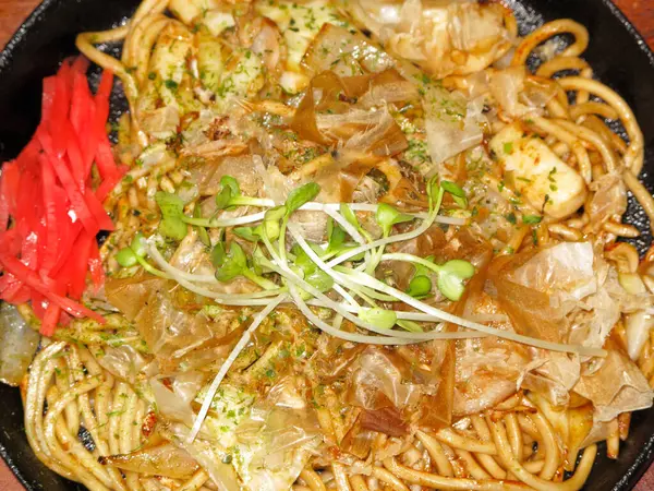 Tasty Japanese Yakisoba Noodles Plate — Stock Photo, Image