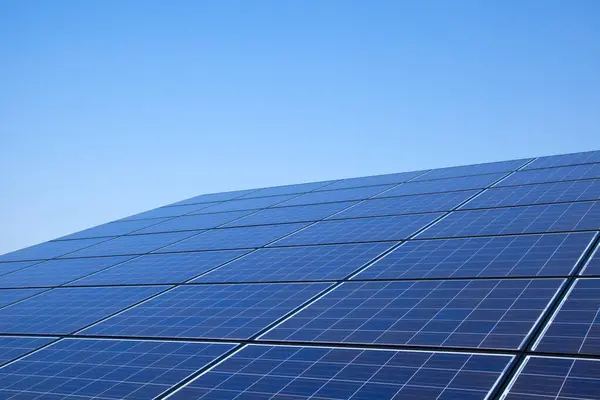 Solar Power Plant Clear Blue Sky — Stock Photo, Image