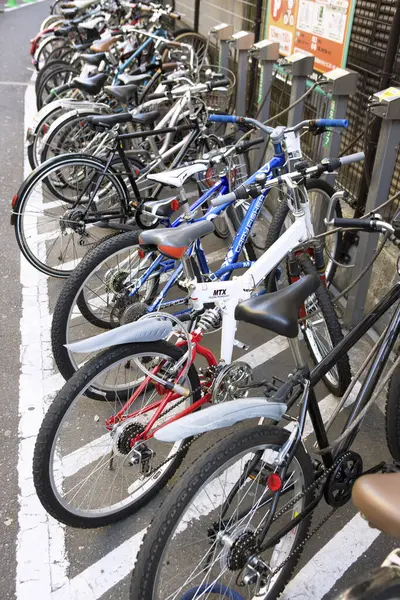 Viele Fahrräder Freien Geparkt — Stockfoto