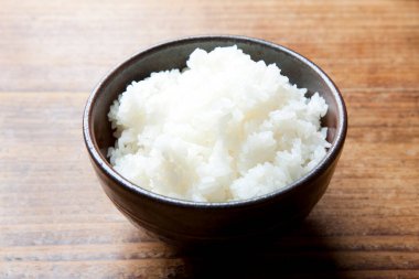 Pirinç kasede. Yakın plan. 