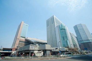 Osaka tren istasyonu gündüz, Japonya