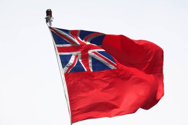 Rüzgarda sallanan İngiliz Bayrağı, yaklaş