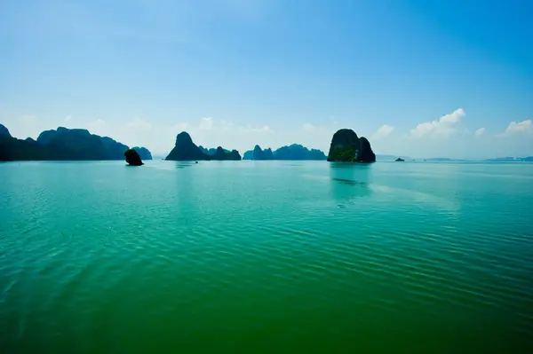 Прекрасный Вид Залив Халонг Вьетнаме — стоковое фото