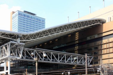 Osaka İstasyonu dış bina detayları