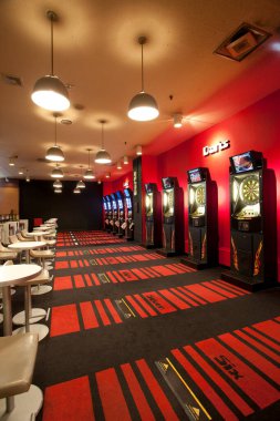 Modern Kumarhanenin İçi İçinde Oyunlar Var