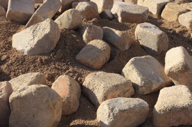 Kumda taş yığınına yakın çekim