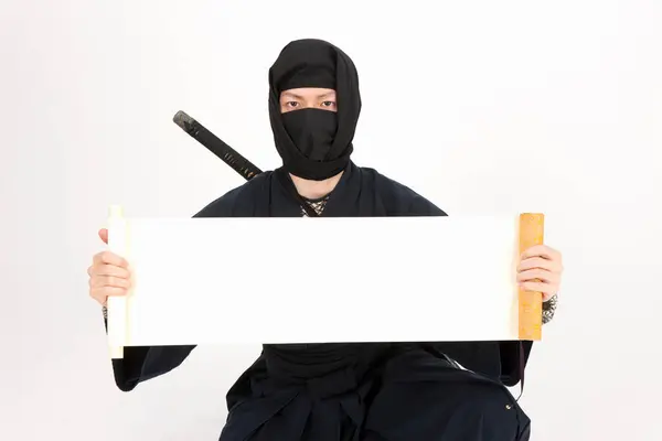 Samurai Japonés Sosteniendo Papiro —  Fotos de Stock