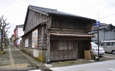 Japon köyündeki eski geleneksel mimari.