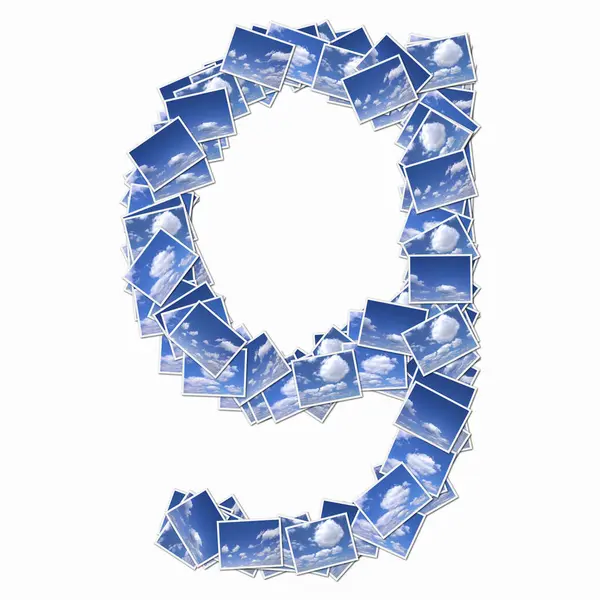 Símbolo Feito Cartas Baralho Com Céu Azul Nublado — Fotografia de Stock