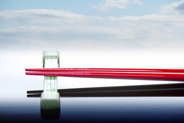 Dinlenme alanına yerleştirilmiş çubukların yakın görüntüsü