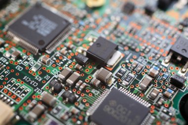 Elektronik devre kartı kapanıyor.