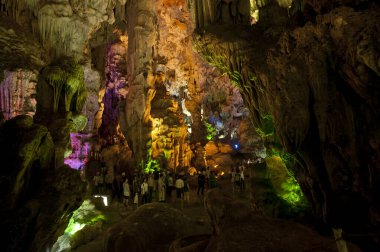 Mağaranın güzel manzarası, doğa simgesi. 