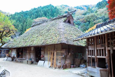 Kyoto, Japonya 'daki geleneksel Japon evlerinin manzarası.