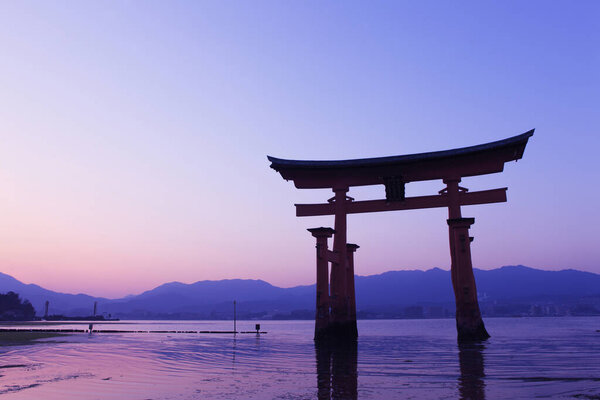 Вид на Большой Торий на острове Миядзима