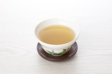 Japon çayı bir fincanda