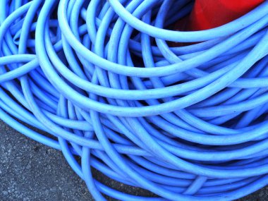 Endüstriyel mavi kabloyu kapatın.