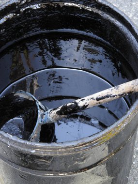 Resim için fırçalı boya kutusu.