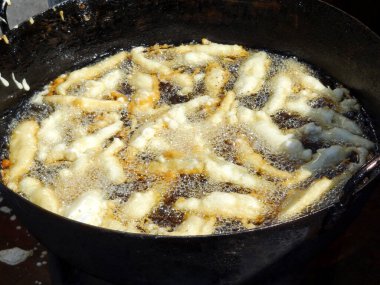 Lezzetli Asya yemeklerini yakından izleyin.