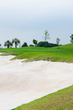 Kum tepeli golf sahası