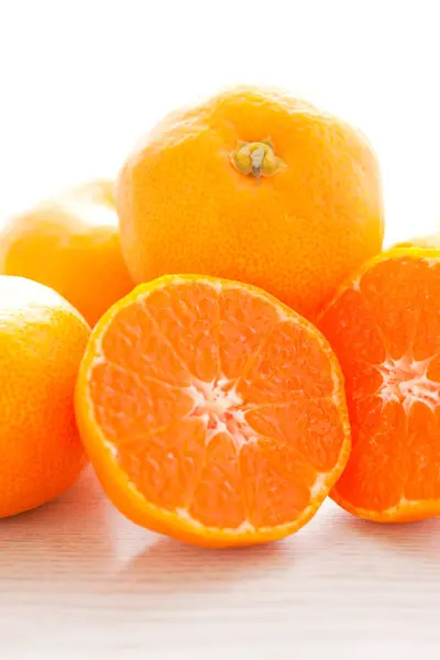 Ripe Oranges White Wooden Background — Stock Photo, Image