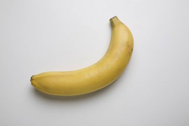 Beyaz arkaplanda muz