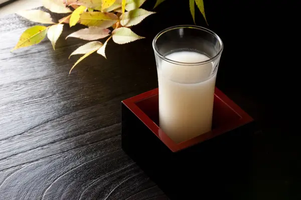 Japon Geleneksel Alkol Içeceği Sake Yapraklarından Yapılır Harika — Stok fotoğraf