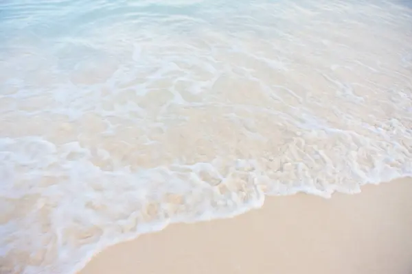 Água Mar Com Praia Tropical Arenosa — Fotografia de Stock