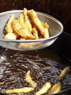 Lezzetli Asya yemeklerini yakından izleyin.