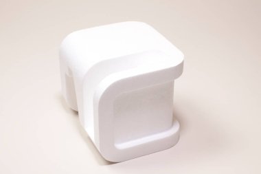 beyaz plastik küp, paketlemek için yastık malzemesi