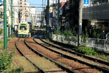 Asya Şehri 'nden Modern Tramvayın Gündüz Görüntüsü  