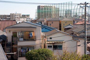 Şehir arkaplanı, şehir caddeleri manzarası 